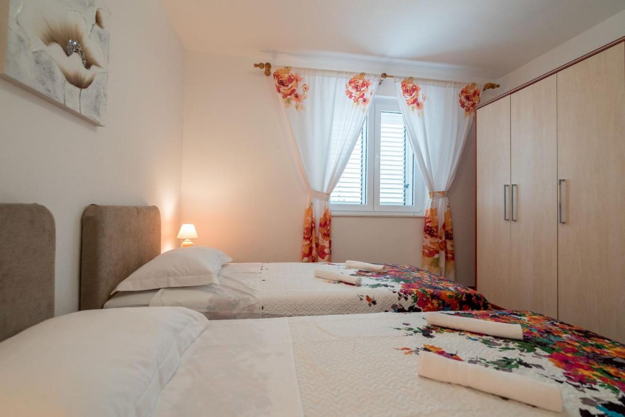 Apartment Anteo Free Parking Spalato Esterno foto